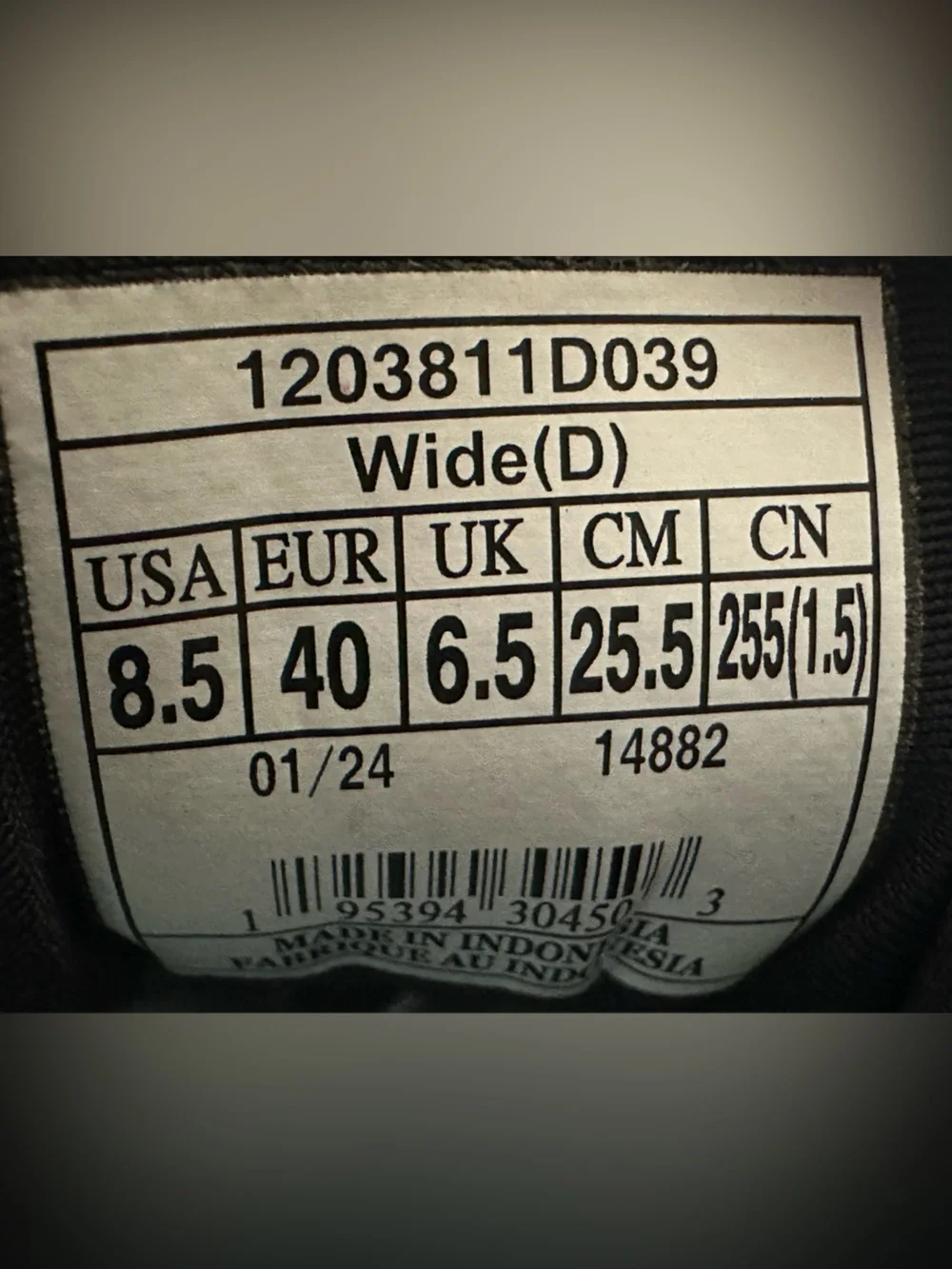 Brooks Adrenaline GTS 23 Wide running shoes size 8.5 wide gray